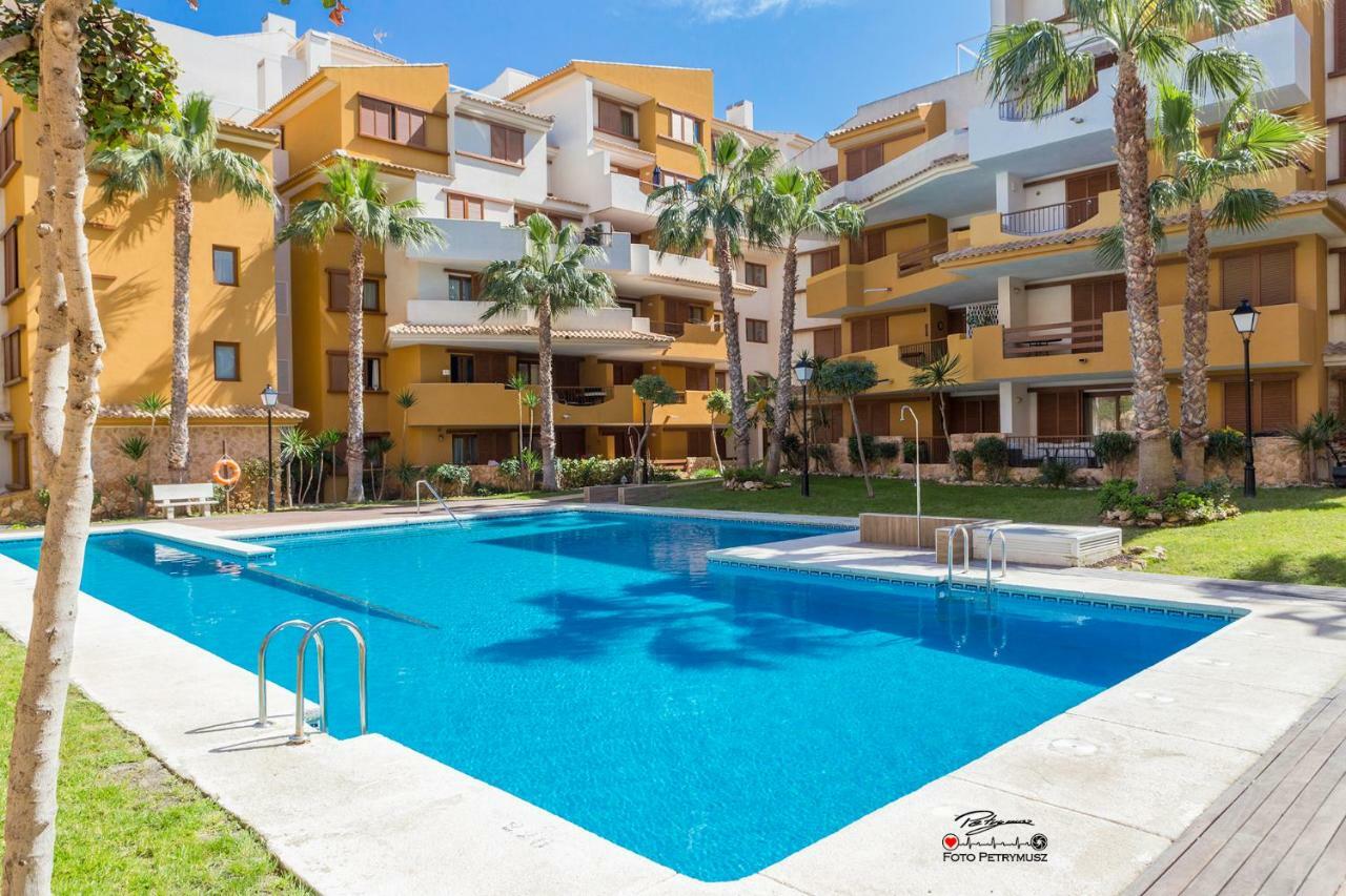 Apartamento "Blue" Muy Cerca Del Mar 托雷维耶哈 外观 照片